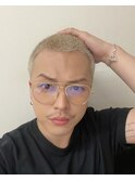 ハイトーンバズヘア