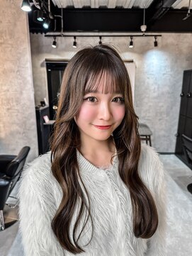 ウィローズ(WILLOW'S) 韓国風くびれレイヤーロング×透明感ベージュ