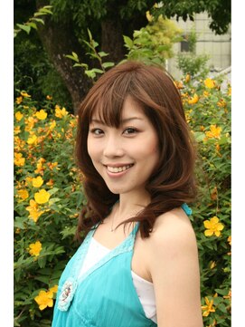 オフザリップヘアー(off the Lip hair) flowers（フラワーズ）