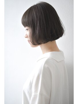 ヴィッカエコル (vicca 'ekolu) 《ekolu横山》巻いて顎上×柔らかシフォンボブ