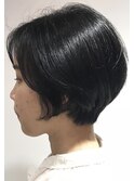 【BLANCO】流しバングのきれいめショートヘア