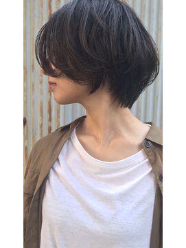 キセツ(ki se tsu) ストリートカジュアルなショートボブ
