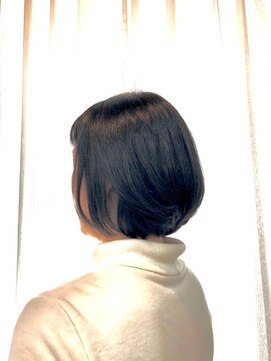 クオリス 上福岡店(QUALIS) ミニボブ/小顔ショートボブ/艶カラー/白髪染め/40代50代60代