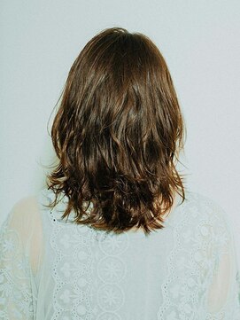 カラーサロンビスカリア 相模原エリア 淵野辺駅店(Color salon Biscaria) ゆるミディ