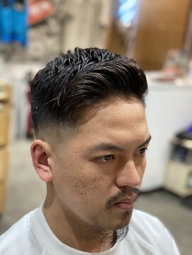 バーバーエレン 中野新橋店(BARBER ellen) サイドグラデーション/スリークショート/かき上げ/中野新橋