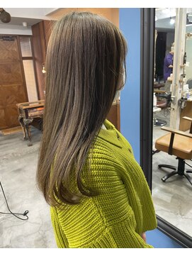 ヌーク(NUUK) オリーブベージュ