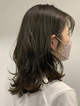 スタンス(stance) 初夏に向けて透明感アッシュベージュカラー☆