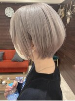 ジャム(Jam)&nbsp;小顔ショート×ホワイトミルクティーカラー★中村大輔