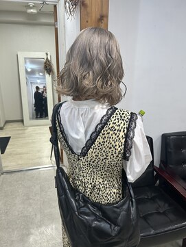 ナツ(Natu.) くすみベージュ / 中森しゅう