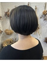 ヘアスタジオ ブリエ(HAIR STUDIO BRILLER)&nbsp;2023　ショートボブ×ディープオリーブグレー