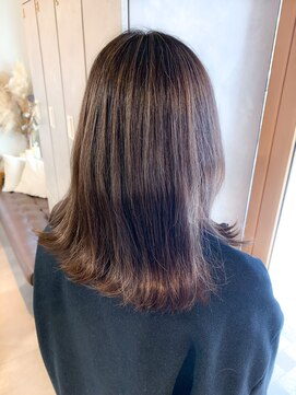 レオン(Re:ON) ハイライトカラー×ミディアムヘア