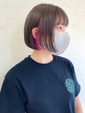 ソソ(soso) 【soso 伊勢田】ミニボブ×インナーカラー【横浜/ブリーチ】