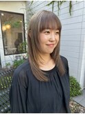 ベージュカラー