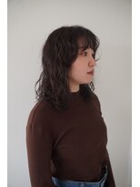 ロマリア 渋谷 渋谷宮益坂(Lomalia)&nbsp;乾かすだけでキマる髪ウェーブパーマミディアム