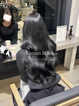 ブランコトレス 鏡島(BLANCO tres) レイヤーカット/顔周りカット/グレーカラー