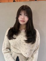 カルマ(KARMA) オリーブベージュ×レイヤーカット透明感カラー