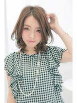 アッシュタカサキ(ash takasaki)&nbsp;20代30代 大人センターパート モテ愛され内巻きショート