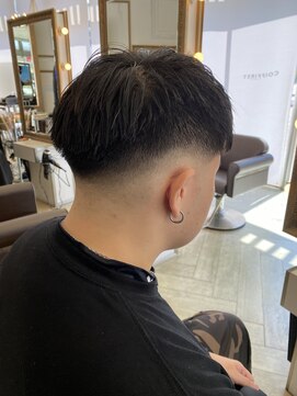 コワファースト 大分(COIFF1RST) フェードカット