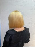 10代20代ストレートボブ抜きっぱなしハイトーンカラー池袋