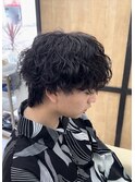 メンズ波巻きスパイラルパーマ刈り上げマッシュ