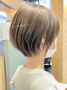 ヨリ トウキョウ(yori Tokyo) 似合わせカット30代40代50代ショートボブくびれレイヤーカット