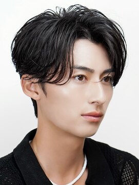 オーシャントーキョー 渋谷(OCEAN TOKYO) ナチュラルニュアンスパーマセンターパート刈り上げなし