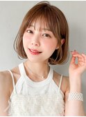 小顔カット薄めバング艶感ピンクベージュ大人可愛いうるツヤ