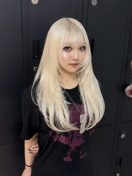 エル オオサカ 心斎橋店(L. OSAKA) ホワイト/レイヤーカット/ワンホンレイヤー