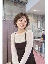 ユニオン(Union)&nbsp;パーマで軽やかな動きをプラスしたショートレイヤースタイル
