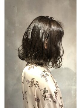 ザ ヘア ディードットログ(The hair D.Log) 切りっぱなしボブ