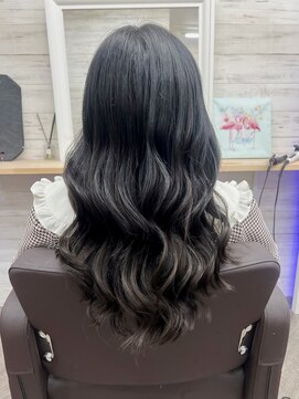 カプセル シンジュク(CAPSULE) 透明感☆黒染めしないで次のカラーに影響ないブラック@岡しゃん