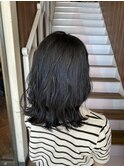 ブルーブラック×透明感