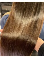 カミケンパセオ(kamiken.paseo)&nbsp;うる艶なめらか大人きれい美髪ストレート【カミケンパセオ】