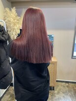 リラス 博多(rilas)&nbsp;ピンクカラー　切りっぱなし　美髪　ワイドバング　ハイトーン