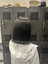 アチーブ ヘア デザイン(achieve hair design)&nbsp;外国人風カラー切りっぱなしミディ アッシュカラー透明感