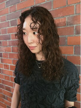 ドットプラス リム(Dot+LIM) （stylist高橋）おしゃれなカーリーヘア