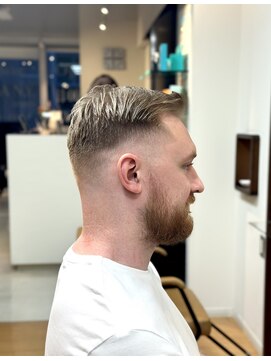 フーガ ニューヨーク 赤坂店(WHO-GA N.Y.) フェードスタイル