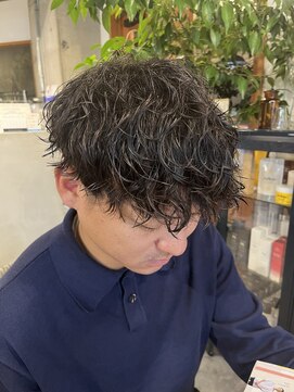 ヘアーラボ ハチ(HAIR LABO HACHI) 強すぎない!ツイストスパイラルパーマ