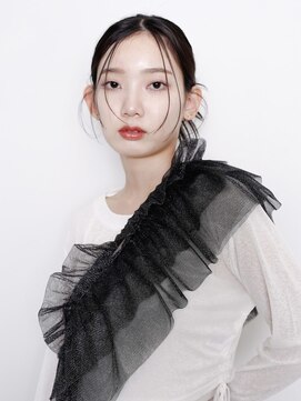 イル(ill) カチモリヘア　韓国風アレンジ　ヘアセット