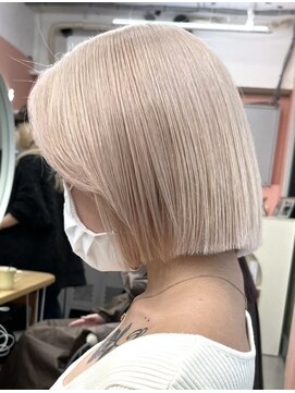 イェッカ パビル(YECCA pabil) ホワイトピンクカラー(ブリーチ2回～)