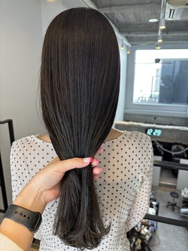 ヌープヘアーアイス(NUUP.hair ici) ★ブリーチなし寒色カラーシースルーバンク艶感ストレート透明感