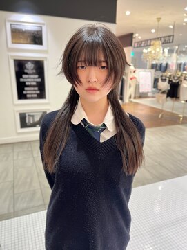 ビーハイブアヴェダ PARCO2店(BEHIVE AVEDA) 中性ロングウルフ【三橋由奈】