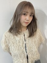 リヴ オオサカ(LIV OSAKA)&nbsp;グレージュ/透明感カラー/レイヤーカット/ブリーチ/ダブルカラー