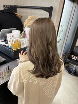 トリコ(ToricO)&nbsp;ミルクティーグレージュ　グレージュカラー　くすみ