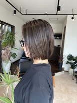 ネオ(NEO) 白髪ぼかしハイライト×大人コンパクトボブ