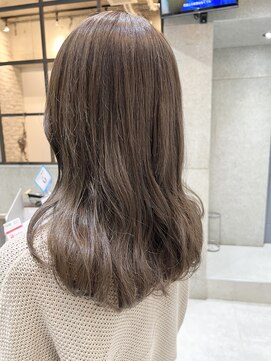 フェリア 渋谷(Feria) 【Feria】 透明感グレージュカラー 福田沙也加