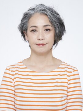 えがお美容室 【えがお美容室】グレイヘアの方に☆似合わせウェーブボブ