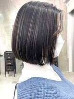 キラ 渋谷(KILLA) コントラストハイライト/レイヤーカット/白髪ぼかし/前髪表参道