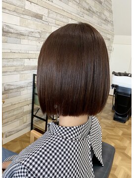 コティヘアー(koti hair) タイトストレートボブ×ラベンダーベージュ
