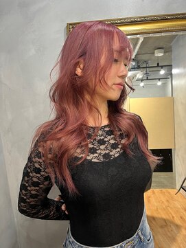 ジーナ(XENA) ピンク×夏のヘアアレンジ×レイヤーカット